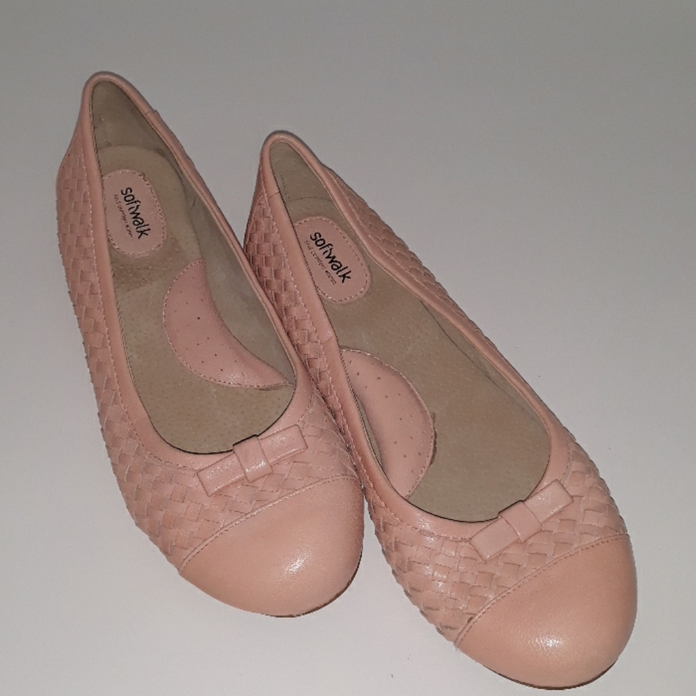 SOFTWALK SHOES